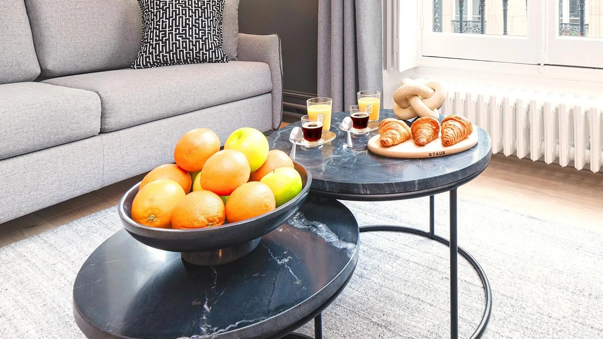 Livinparis Luxury Ac 3 Bedrooms Le Louvre Ii アパート