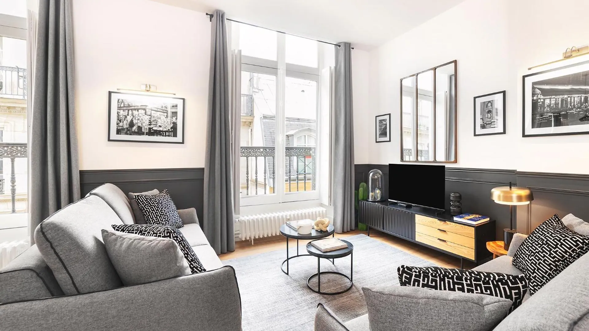 Livinparis Luxury Ac 3 Bedrooms Le Louvre Ii アパート